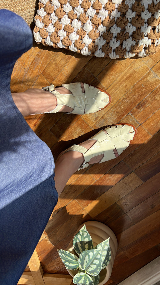 Sandalia Ibiza Charol hueso