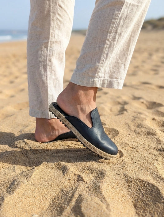 Zapatilla de verano negra