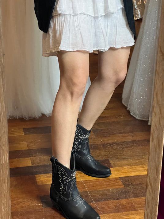 Tejana corta bordada