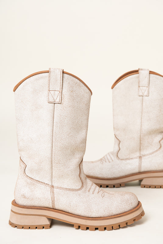 Bota L A N D