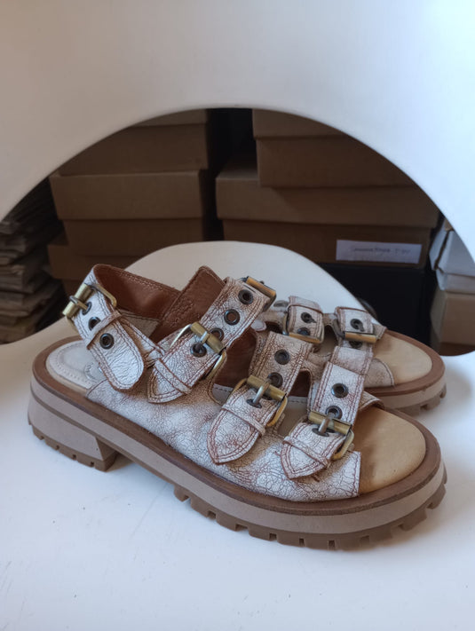 Sandalia blanco vintage