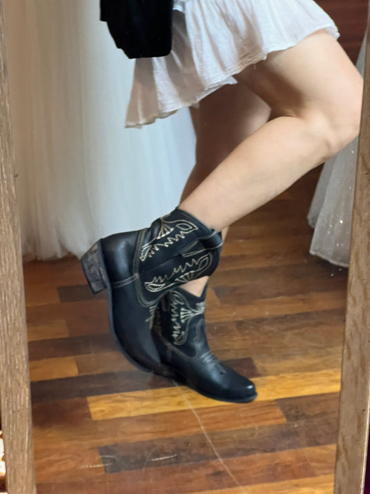 Tejana corta bordada