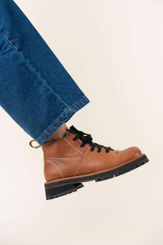 Borcego Alexa 8169